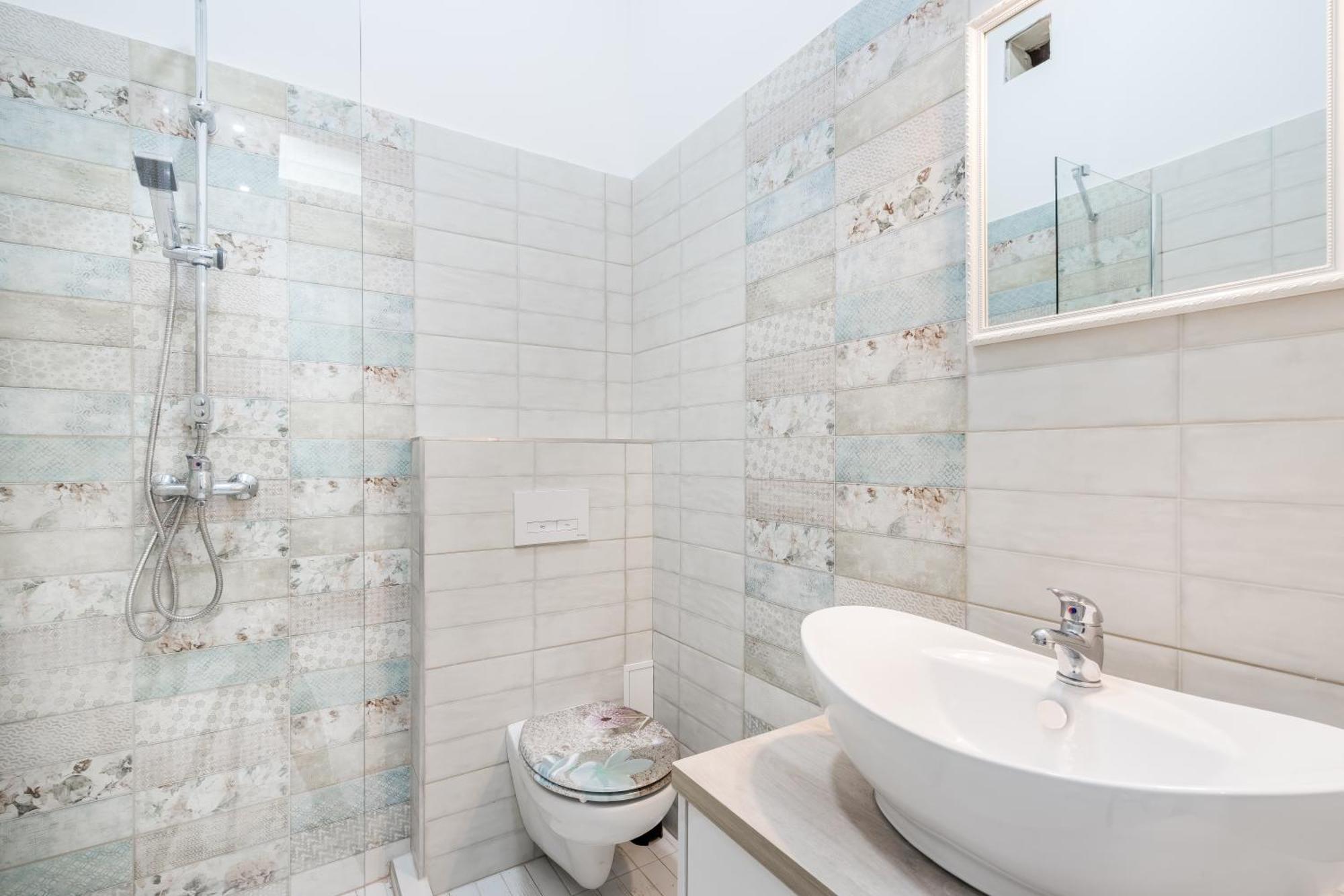 Cozy 2 Bedroom 2 Bathroom Apartment In The City Centre Budapest Luaran gambar